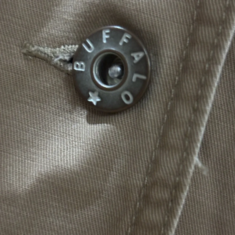 Buffalo David Bitton Tan Blazer with Floral Embroidery - Picture 3 of 14